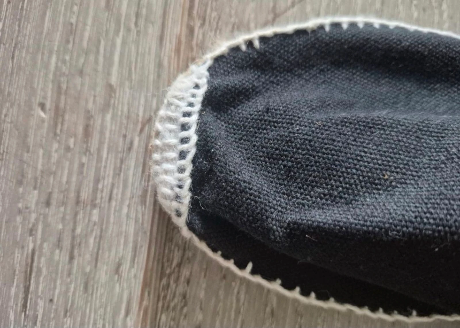 Zwarte platte espadrilles met bandjes. Handgenaaid. Maat 39 – photo 4